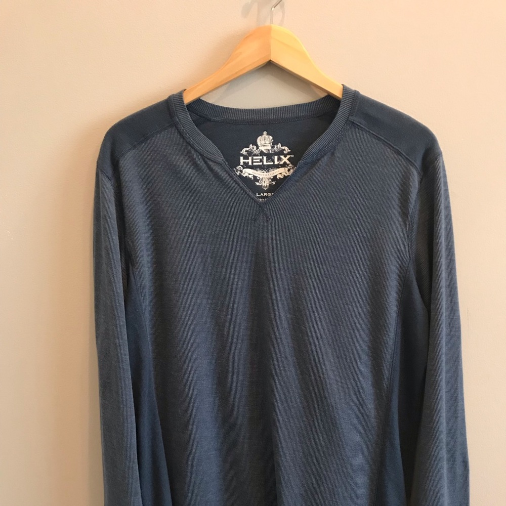 Never Worn, Men’s Long Sleeve Top